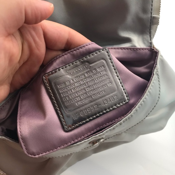 Silver Coach Horse and carriage  Wristlet - Picture 5 of 5